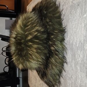 Tyler LAMBERT Furry Bucket Hat